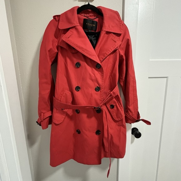 COACH BELTED DOUBLE BREASTED RED TRENCH JACKET COAT 
SIZE 2 BLACK BUTTONS EUC - Picture 1 of 11